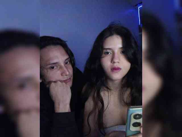 Kitty-midnight webcam