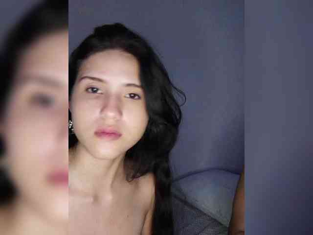 Kitty-midnight webcam