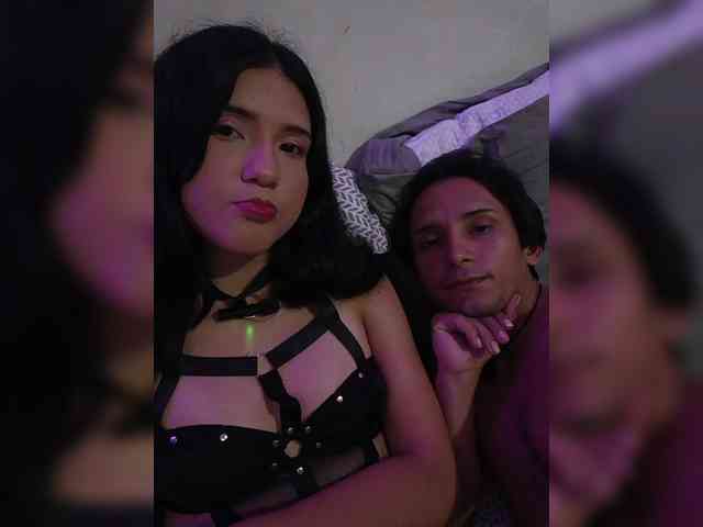 Kitty-midnight webcam