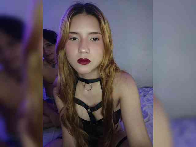 Kitty-midnight webcam