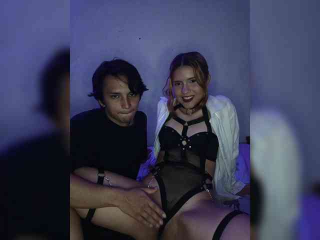Kitty-midnight webcam