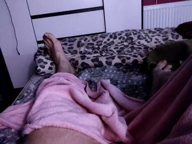 Karinasky's BongaCams show and profile