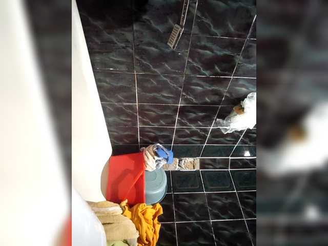 Karinasky's BongaCams show and profile