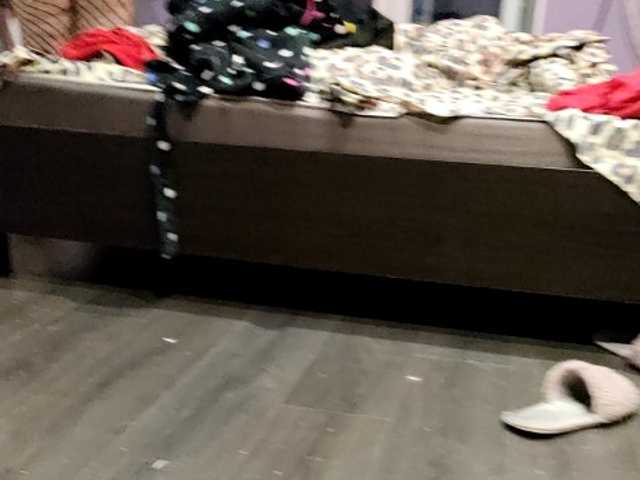 Karinasky's BongaCams show and profile