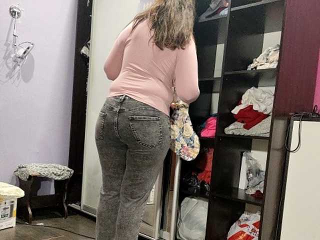 Karinasky's BongaCams show and profile