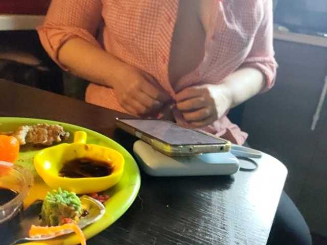 Karinasky's BongaCams show and profile