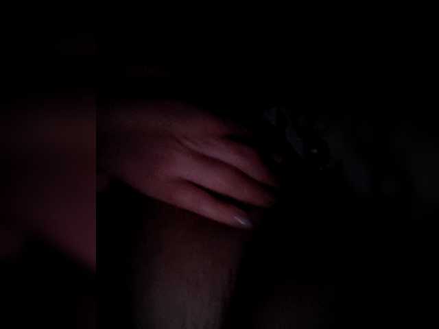 Karinasky's BongaCams show and profile