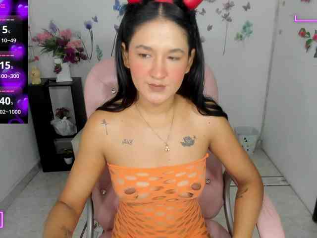jenny-kitty- webcam