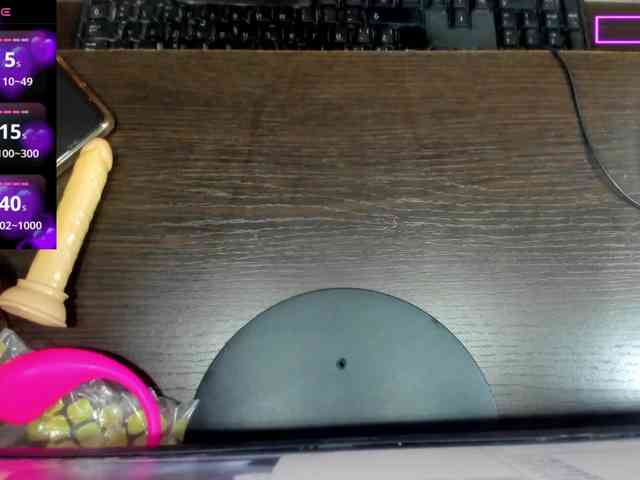 jenny-kitty- webcam