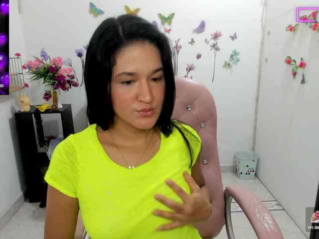 jenny-kitty- webcam