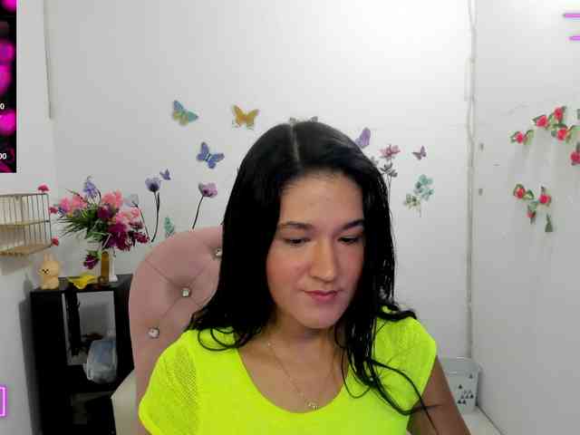 jenny-kitty- webcam