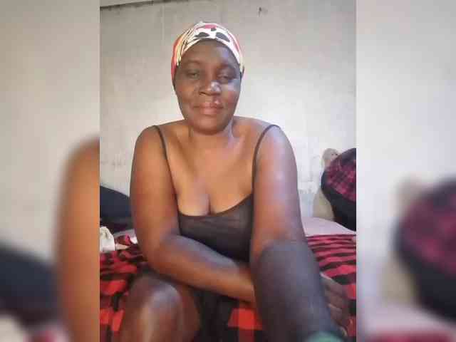 Josephine69 webcam