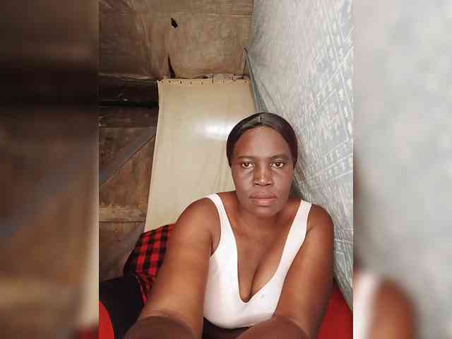 Josephine69 webcam