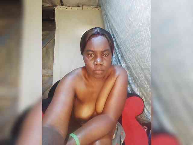 Josephine69 webcam
