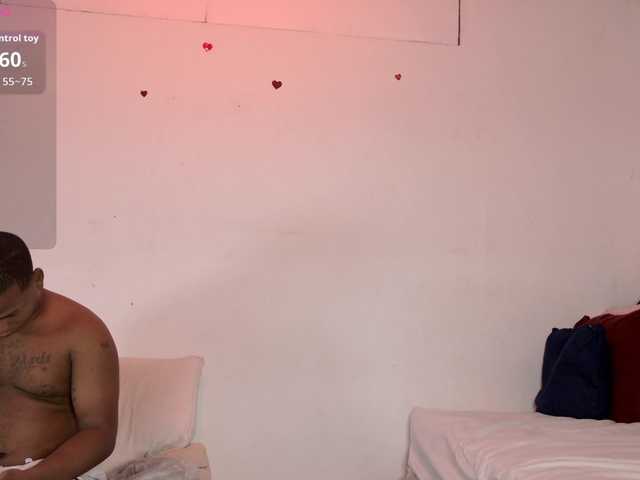 mila-n-max's BongaCams show and profile