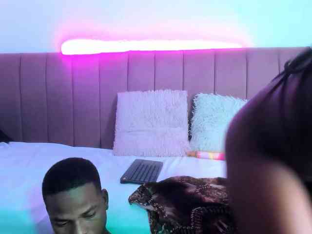 mila-n-max webcam