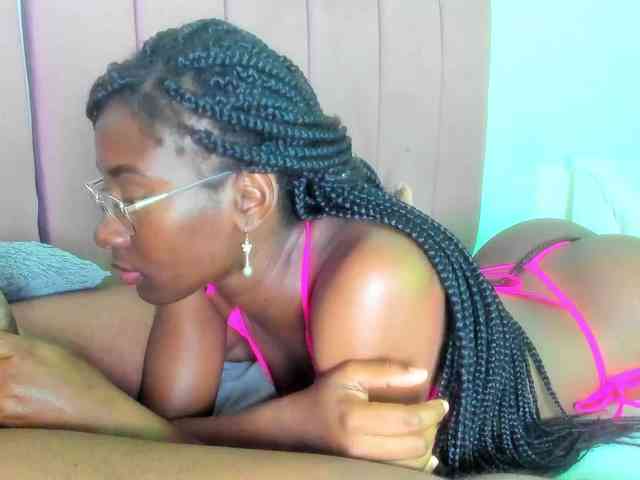 mila-n-max webcam