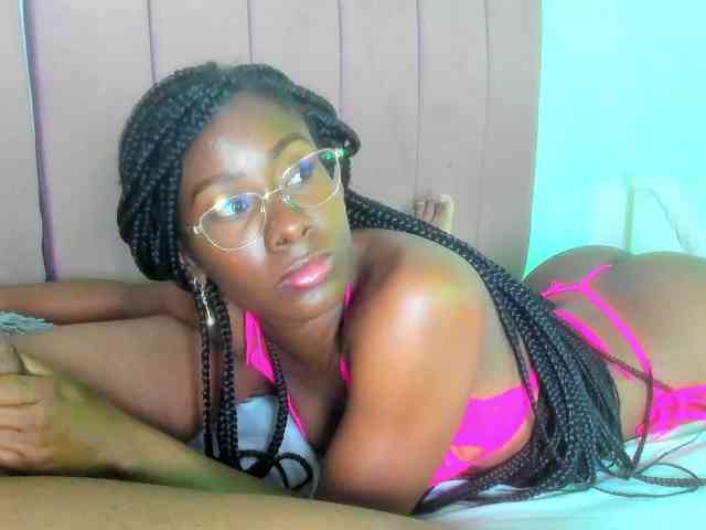 mila-n-max webcam