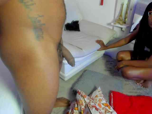 mila-n-max webcam