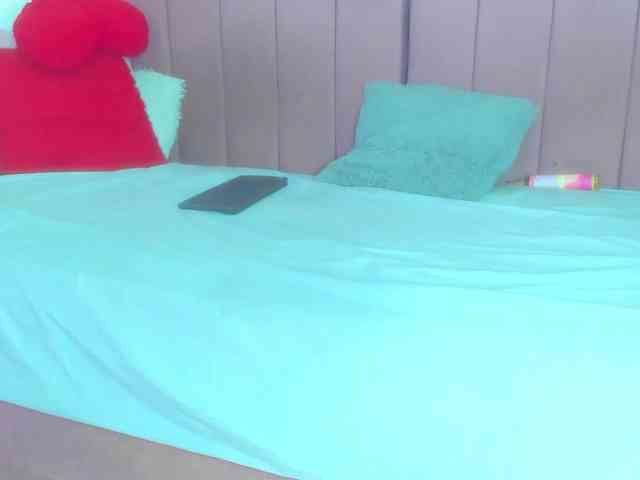 mila-n-max webcam