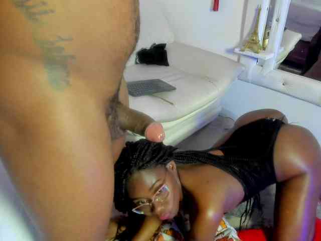 mila-n-max webcam
