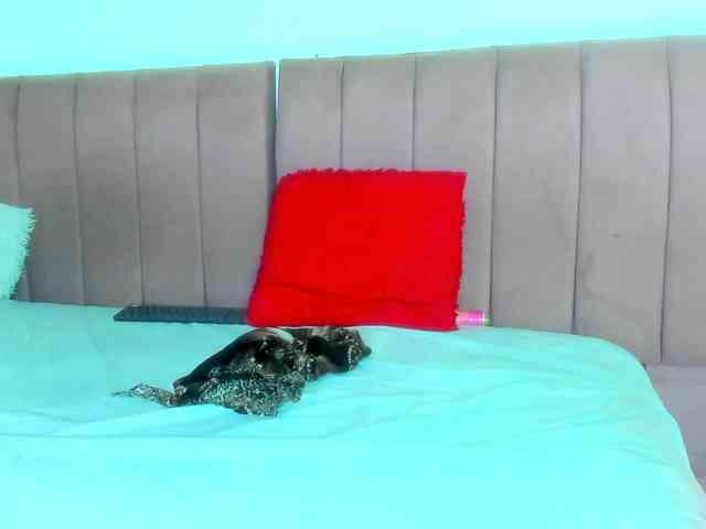 mila-n-max webcam