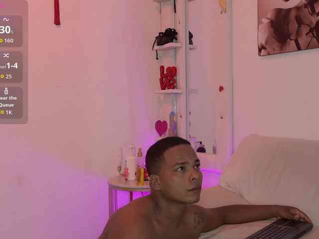 mila-n-max webcam
