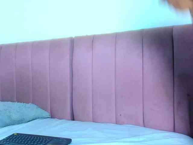 mila-n-max webcam