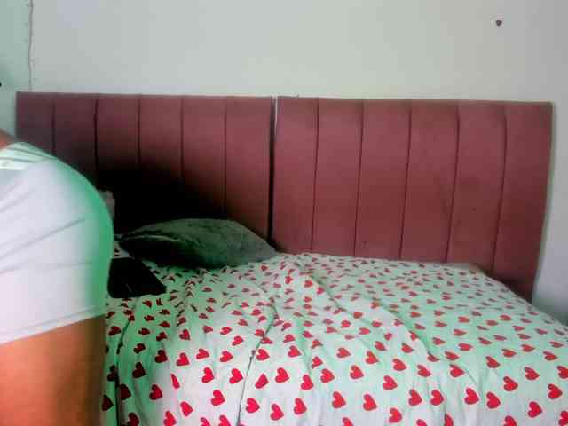 mila-n-max webcam