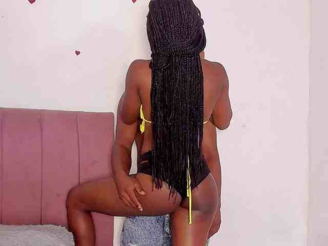 mila-n-max webcam