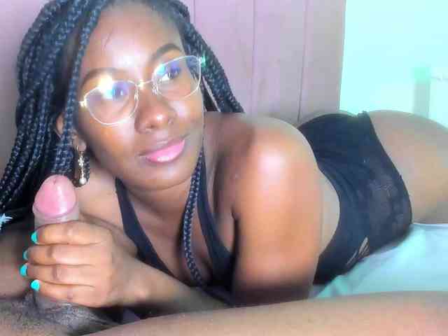 mila-n-max webcam