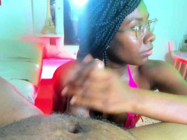 mila-n-max webcam