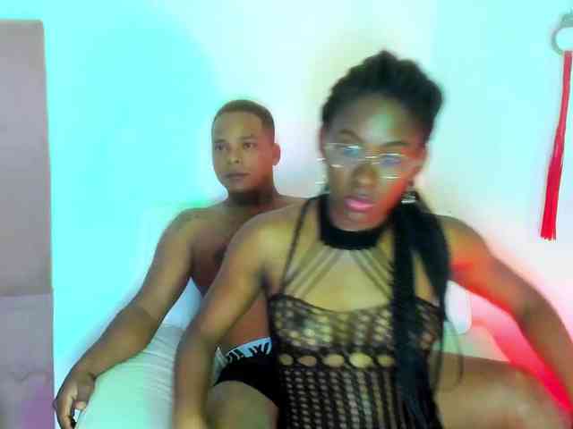 mila-n-max webcam