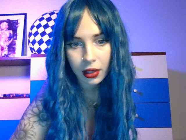 AlisMoona webcam