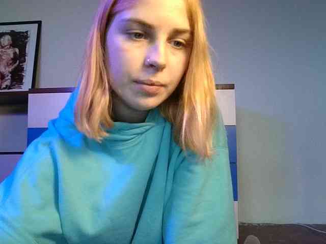 AlisMoona webcam
