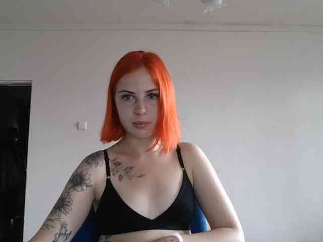 AlisMoona webcam