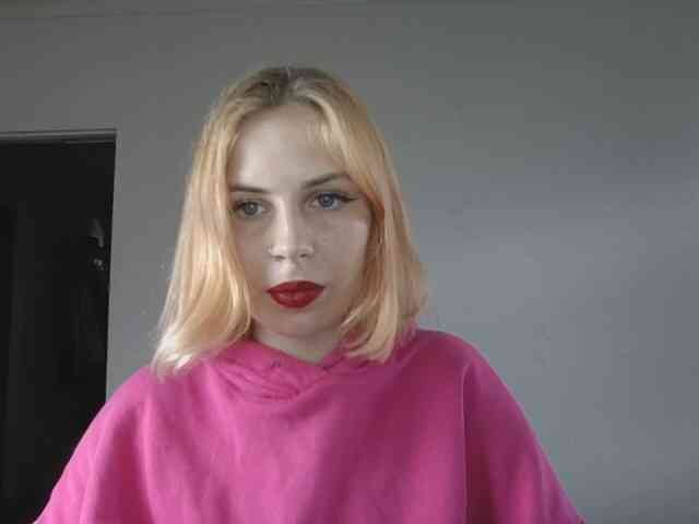 AlisMoona webcam
