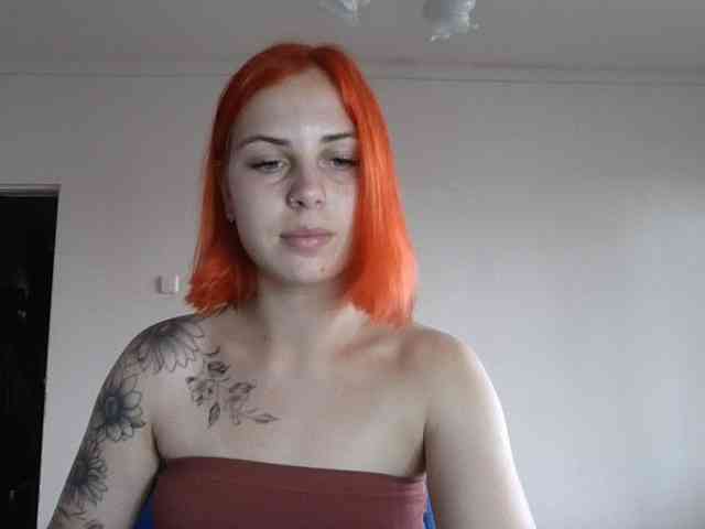 AlisMoona webcam