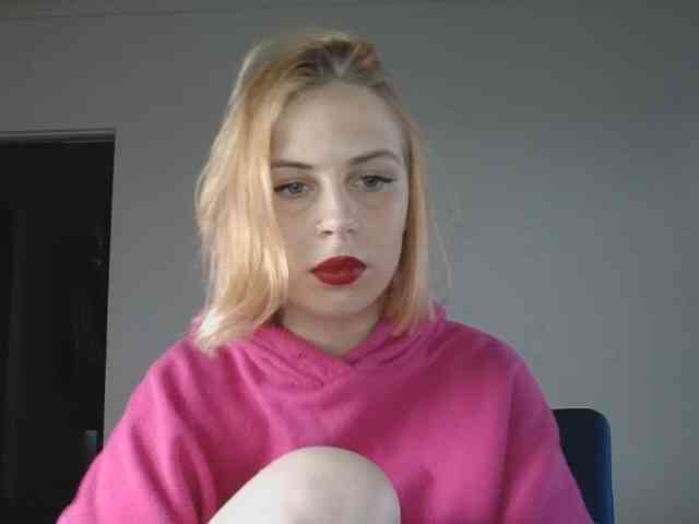 AlisMoona webcam