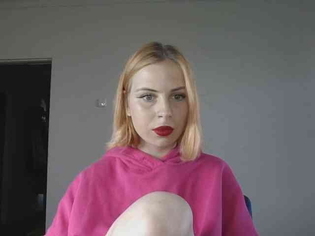 AlisMoona webcam