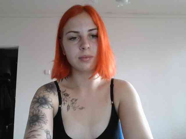 AlisMoona webcam