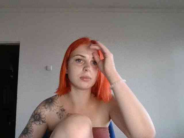 AlisMoona webcam