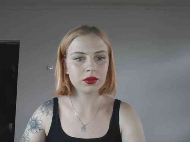 AlisMoona webcam