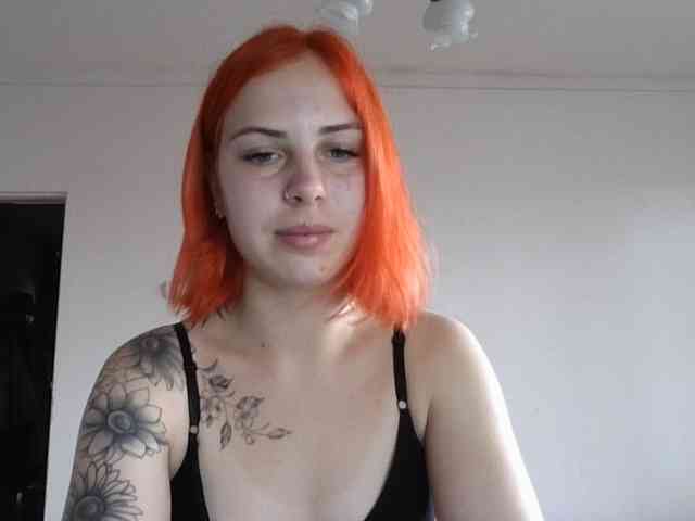 AlisMoona webcam