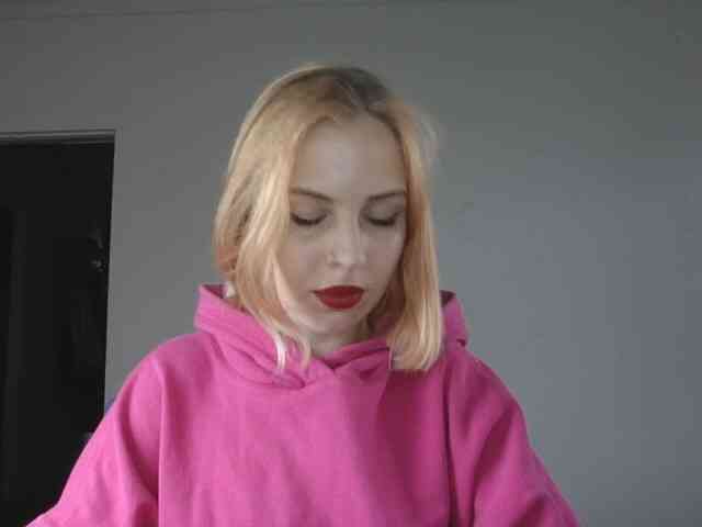 AlisMoona webcam