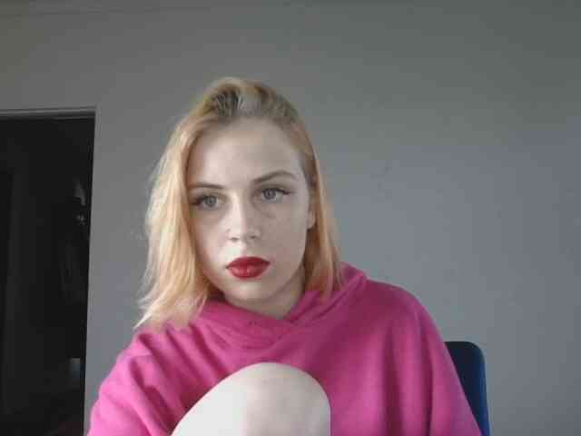 AlisMoona webcam