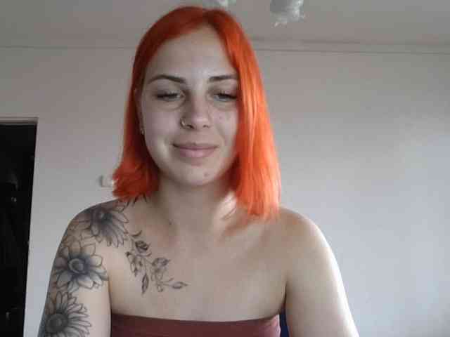 AlisMoona webcam