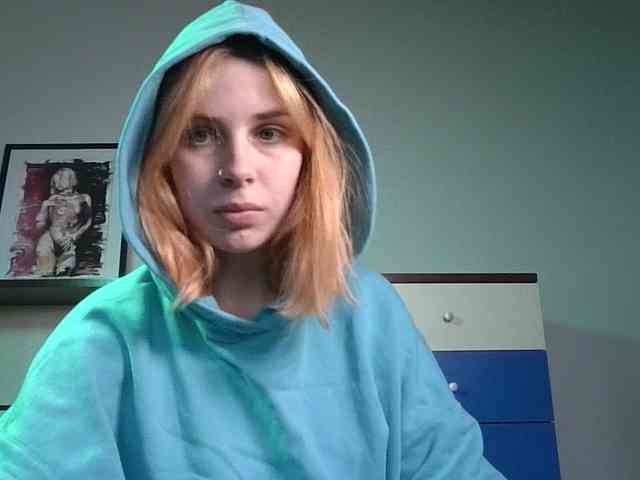 AlisMoona webcam