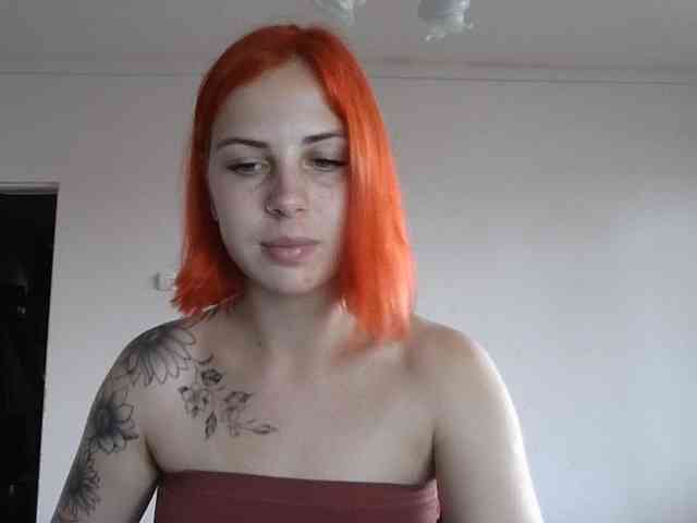 AlisMoona webcam