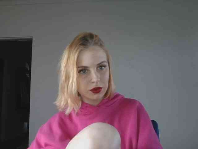 AlisMoona webcam